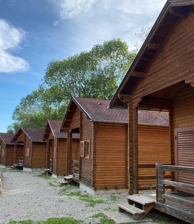 Gyopar Wooden Houses Izvoare  Exterior foto
